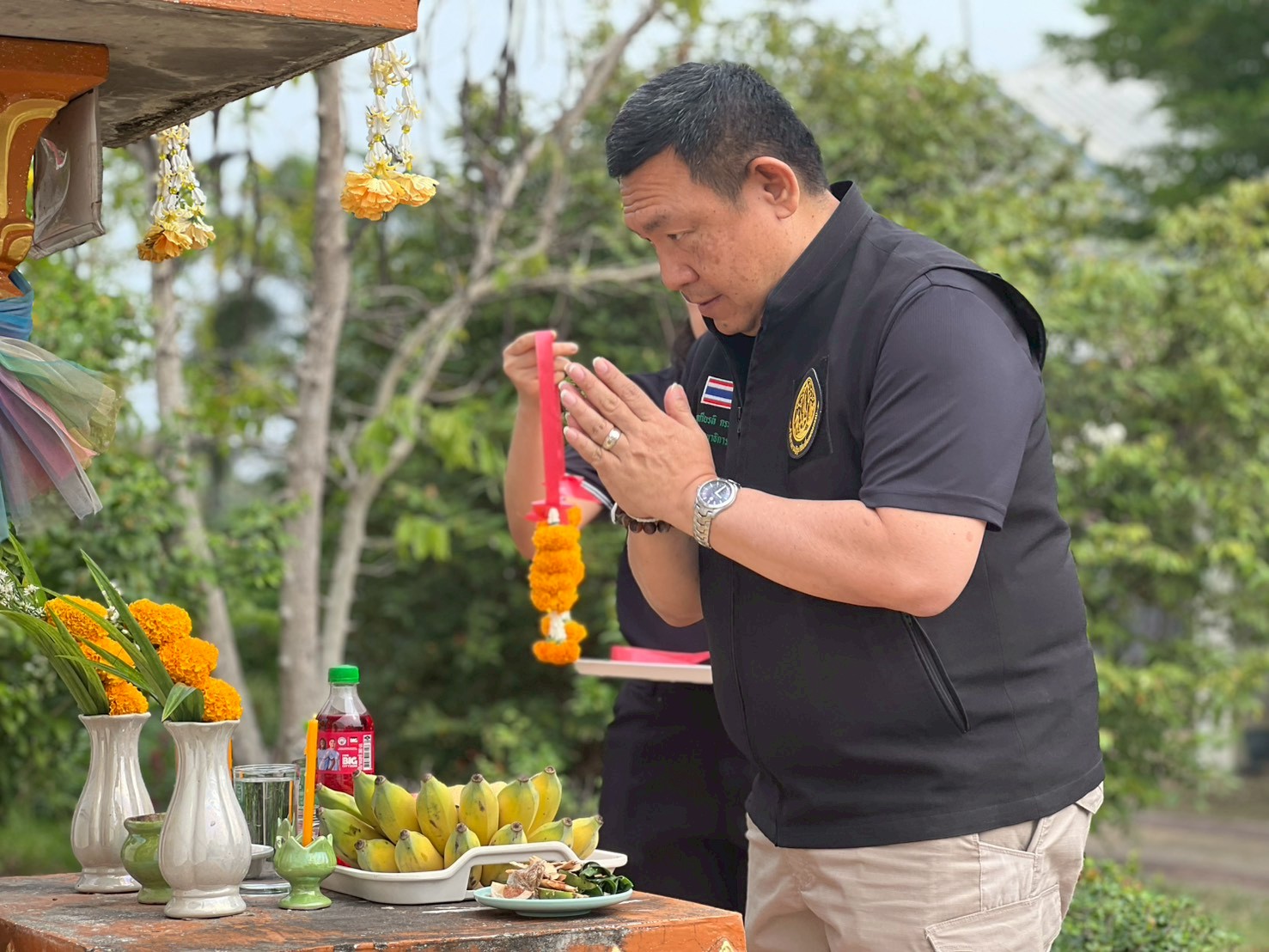 title - เลขาธิการ ส.ป.ก. ตรวจเยี่ยม ส.ป.ก.ยโสธร และลงพื้นที่ตรวจเยี่ยมกลุ่มวิสาหกิจชุมชนโคขุนหนองแหน และศูนย์ต้นแบบเกษตรทฤษฎีใหม่ในเขตปฏิรูปที่ดิน (นายสุริยา  หงษ์ลอยวงษ์) จังหวัดยโสธร